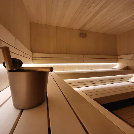 Ferienhaus S Luxusnym Privatnym Wellness