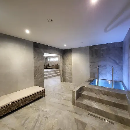 Semesterbostad S Luxusnym Privatnym Wellness