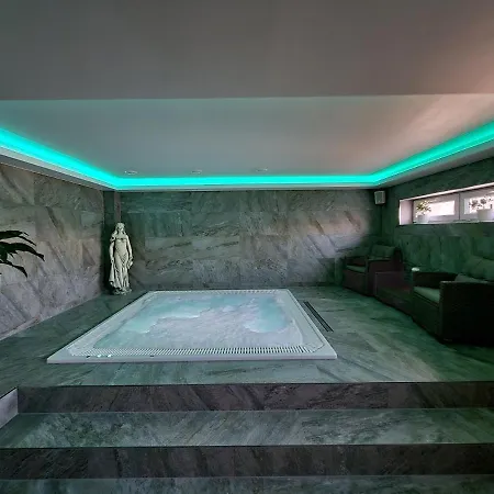 بيت للعطل S Luxusnym Privatnym Wellness *